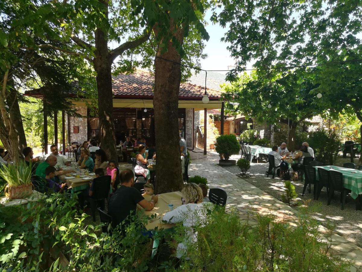 הוילה קלבריטה Plataniotissa Mansion מראה חיצוני תמונה
