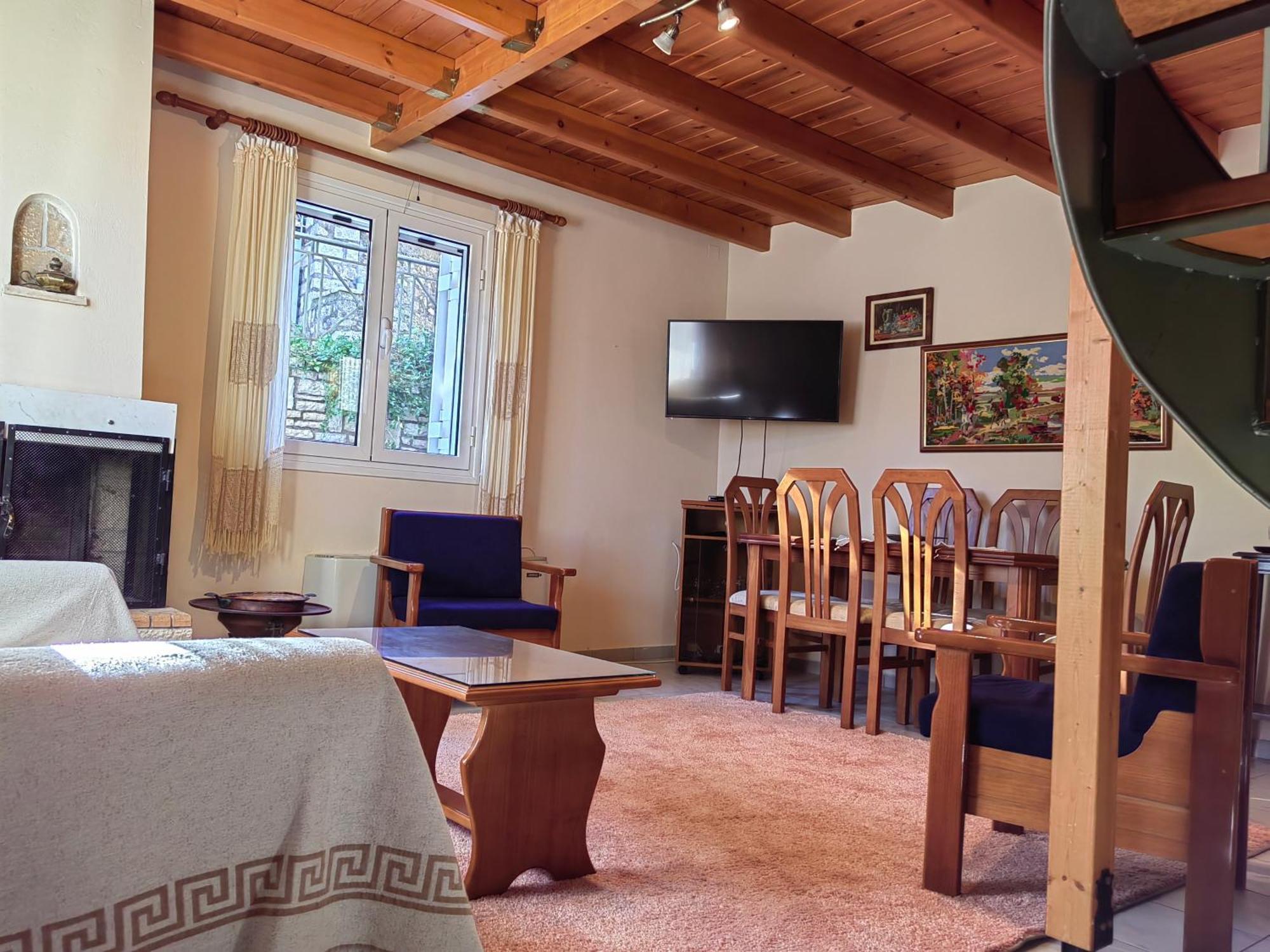 הוילה קלבריטה Plataniotissa Mansion מראה חיצוני תמונה
